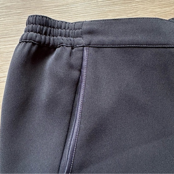 VINCE / Satin Piped Wrap Seam Pant / Navy Blue / Large - Picture 6 of 12